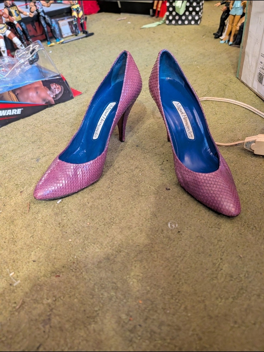 Miguel Hernandez Purple Snakeskin Pointed-Toe Pumps